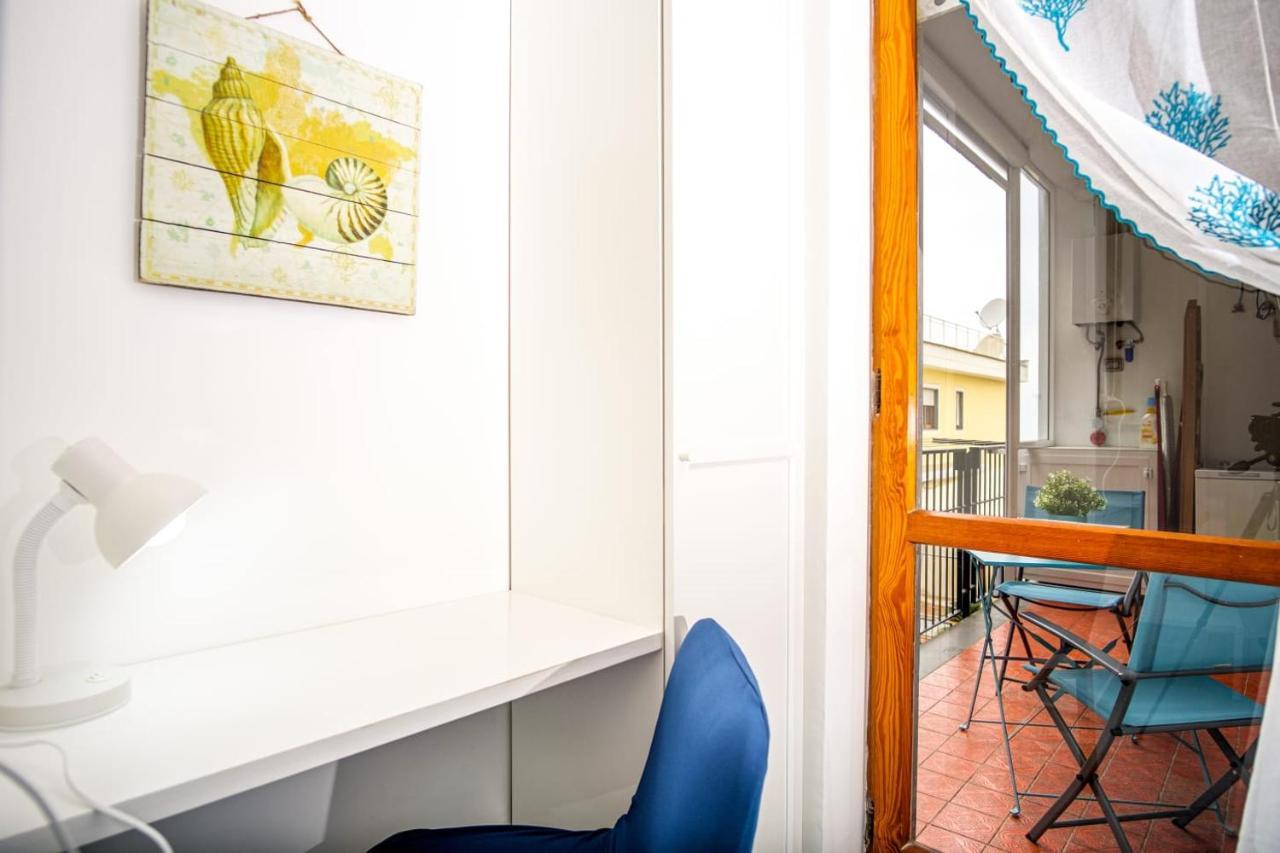 La Casetta Linda - New 2 Bedroom Apt In Sorrento With Seaview Terrace מראה חיצוני תמונה